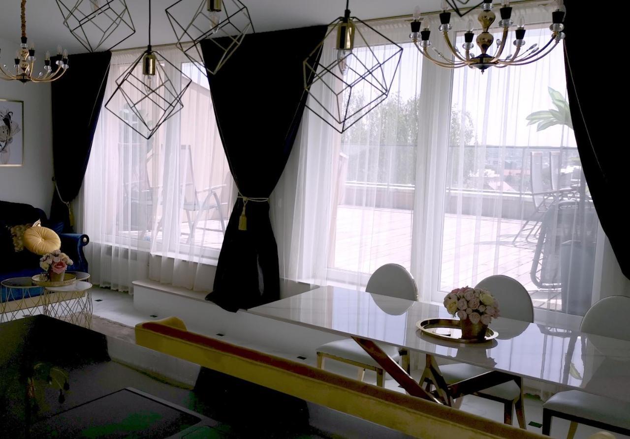 Апартаменты Luxury Penthouse With Large Terrace & Panoramic Old Town View *